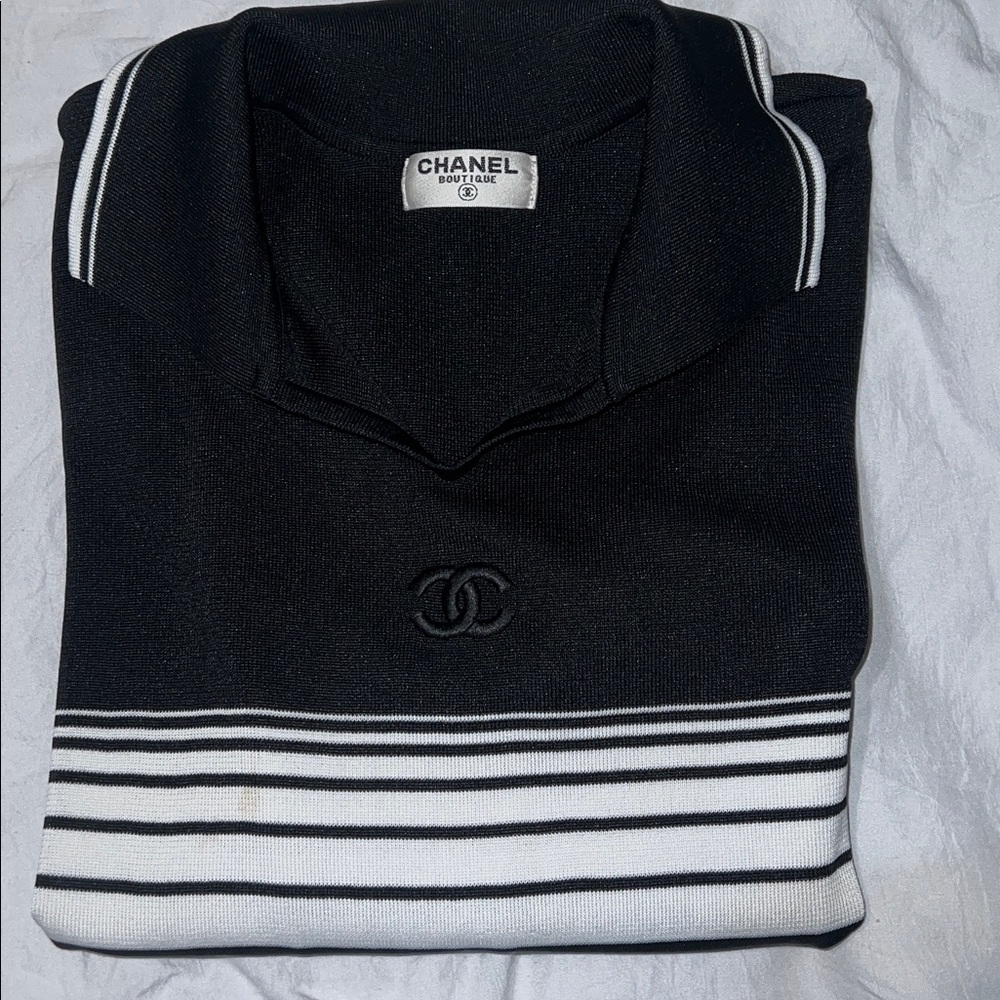 Short sleeve top